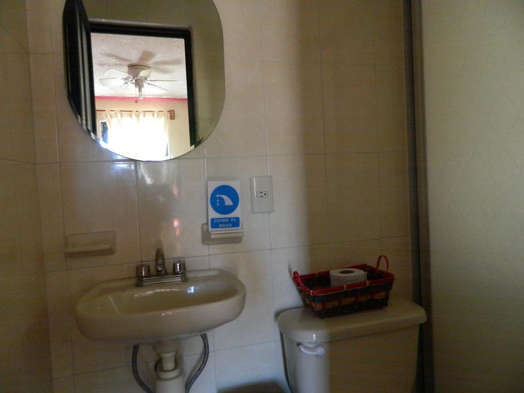 קומיטן דה דומינגז Hotel Comitan מראה חיצוני תמונה