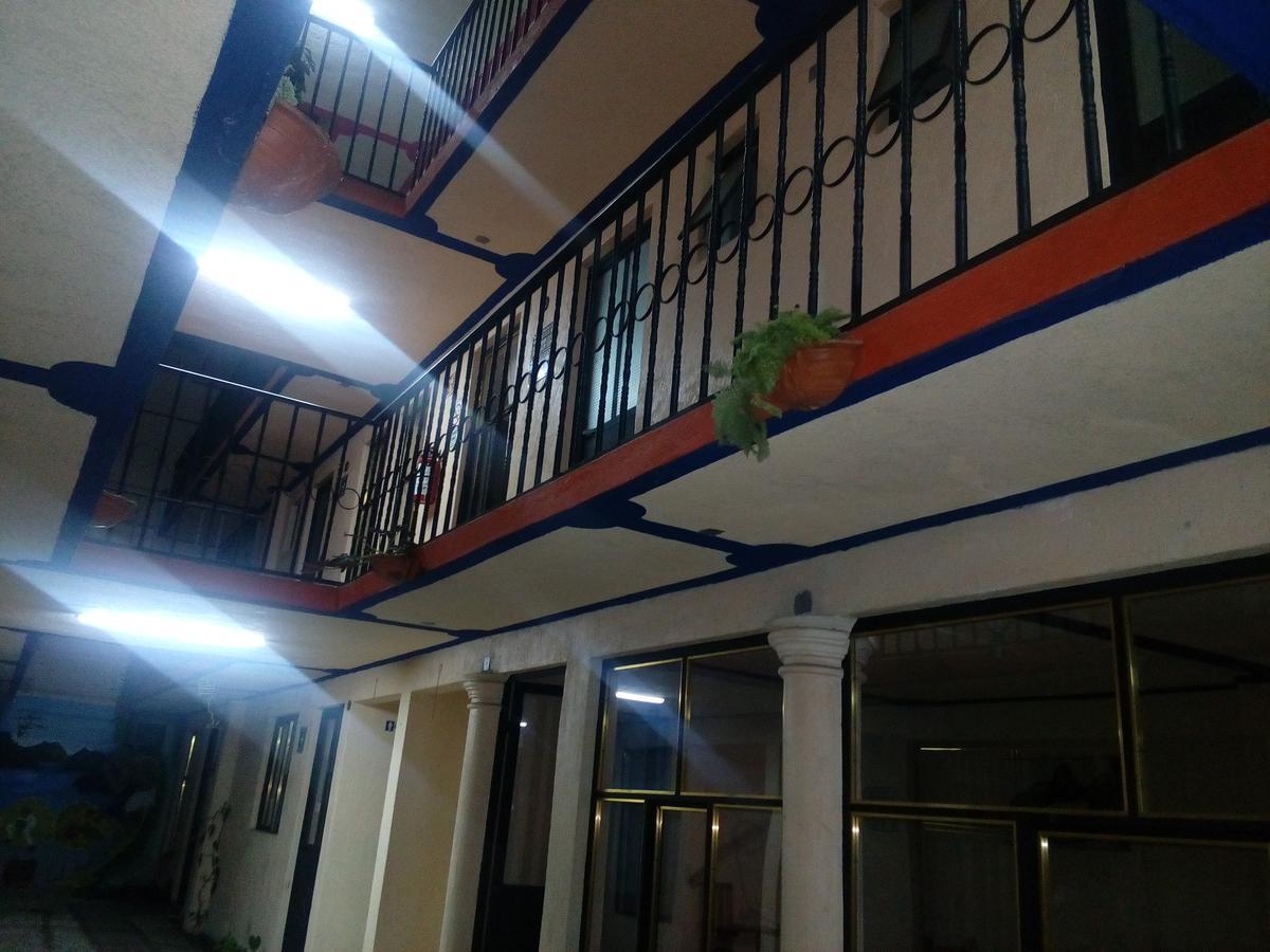 קומיטן דה דומינגז Hotel Comitan מראה חיצוני תמונה
